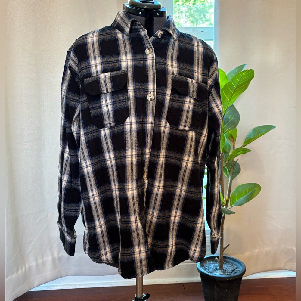 Japna Women's Black and White Plaid Button Down Shirt